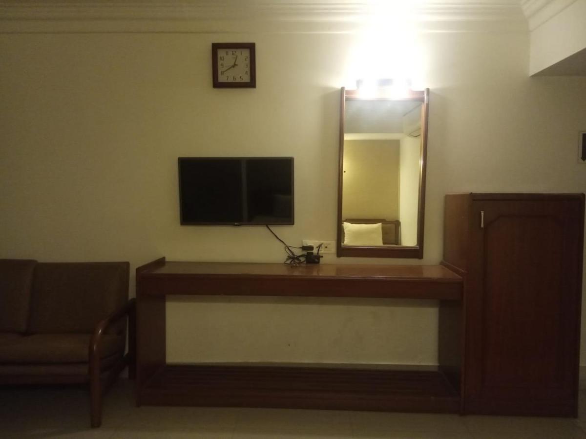 Hotel Apex Ahmedabad Extérieur photo